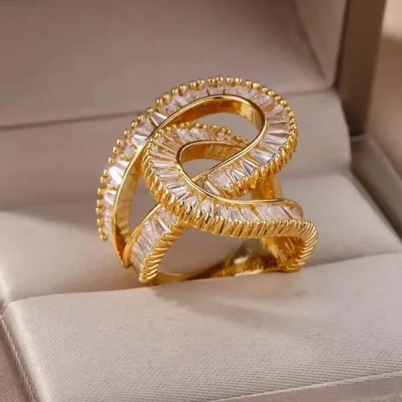 Luxury Gold Infinity Ring with Crystals – Adjustable Sparkling Statement Jewelry - Picture 3 of 4